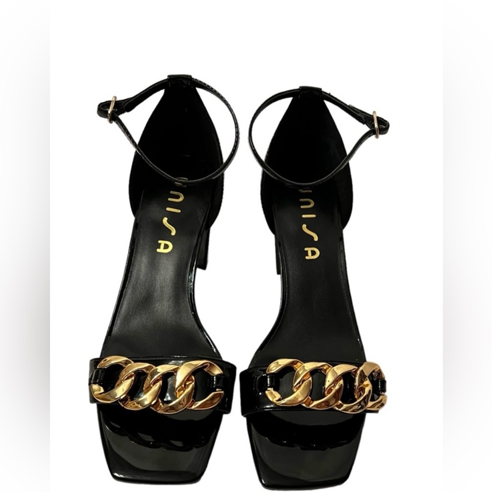 Unisa Women’s Open Toed Shoes Black with Gold Chain and Block Heel Size 10M NWOT